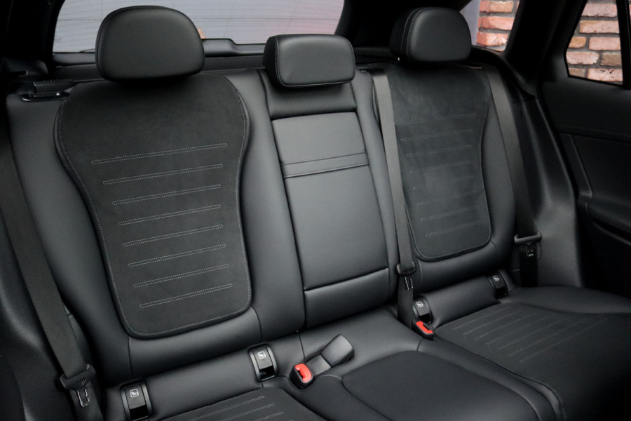 Mercedes-Benz GLC 400e 4MATIC AMG Line | Airmatic | Achterasbesturing | Distronic+ | Memory | Trekhaak | Digital Light | Surround Camera | Verwarmd Stuurwiel | Nightpakket | Mercedes-Benz GLC 400e 4MATIC AMG Line | Airmatic | Achterasbesturing | Distronic+ | Memory | Trekhaak | Digital Light | Surround Camera | Verwarmd Stuurwiel | Nightpakket |