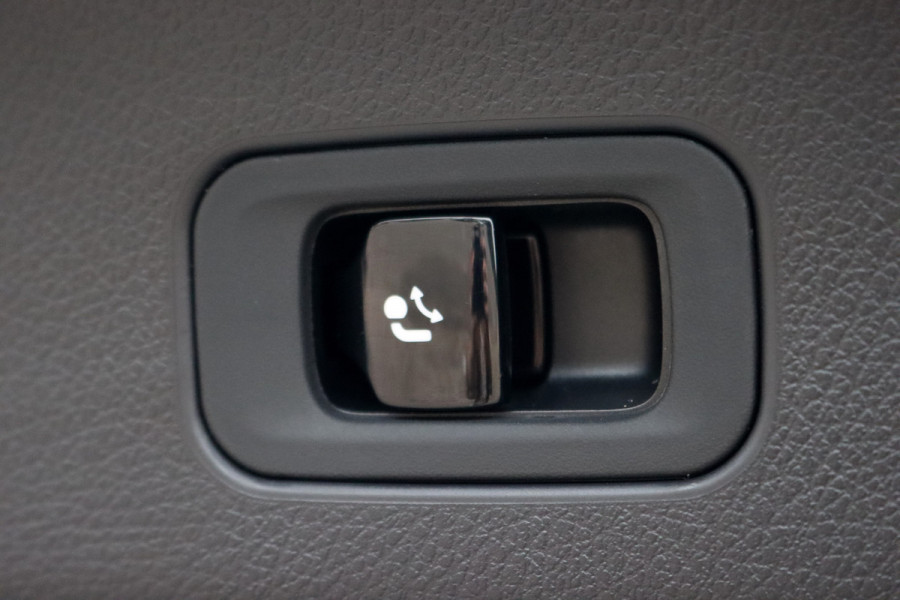 Mercedes-Benz GLC 400e 4MATIC AMG Line | Airmatic | Achterasbesturing | Distronic+ | Memory | Trekhaak | Digital Light | Surround Camera | Verwarmd Stuurwiel | Nightpakket | Mercedes-Benz GLC 400e 4MATIC AMG Line | Airmatic | Achterasbesturing | Distronic+ | Memory | Trekhaak | Digital Light | Surround Camera | Verwarmd Stuurwiel | Nightpakket |