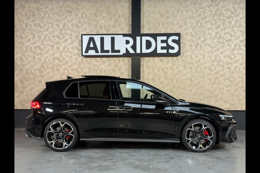 Volkswagen Golf 2.0 TSI GTI 8.5 Facelift | HUD | Harman/Kardon | Camera | Pano Volkswagen Golf 2.0 TSI GTI 8.5 Facelift | HUD | Harman/Kardon | Camera | Pano