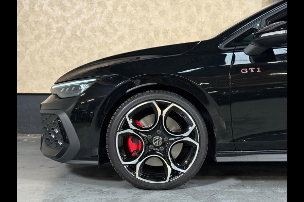 Volkswagen Golf 2.0 TSI GTI 8.5 Facelift | HUD | Harman/Kardon | Camera | Pano Volkswagen Golf 2.0 TSI GTI 8.5 Facelift | HUD | Harman/Kardon | Camera | Pano