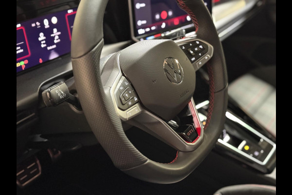 Volkswagen Golf 2.0 TSI GTI 8.5 Facelift | HUD | Harman/Kardon | Camera | Pano Volkswagen Golf 2.0 TSI GTI 8.5 Facelift | HUD | Harman/Kardon | Camera | Pano