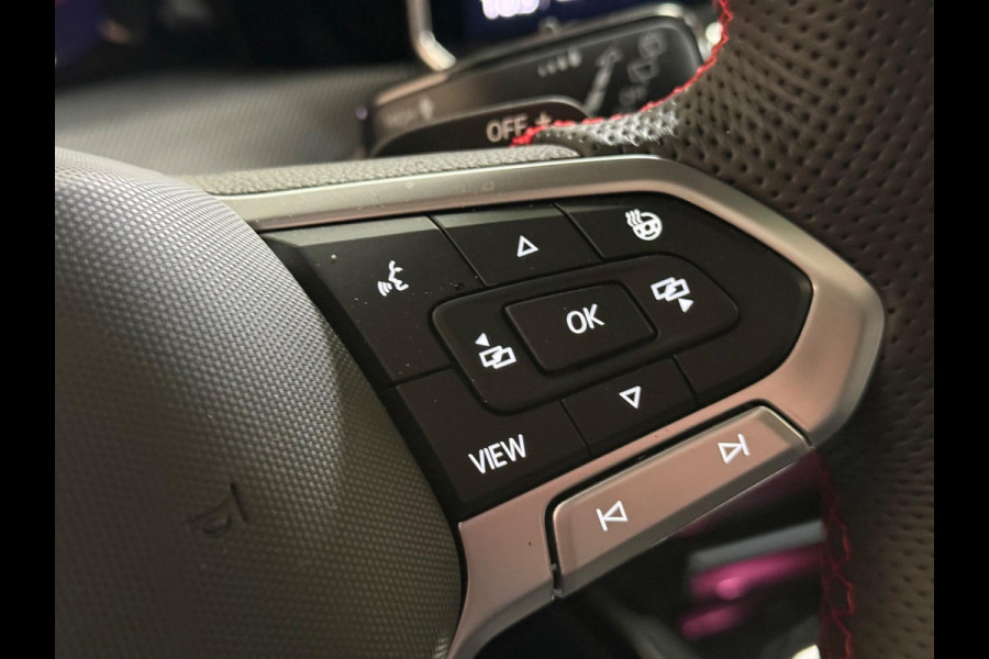 Volkswagen Golf 2.0 TSI GTI 8.5 Facelift | HUD | Harman/Kardon | Camera | Pano Volkswagen Golf 2.0 TSI GTI 8.5 Facelift | HUD | Harman/Kardon | Camera | Pano