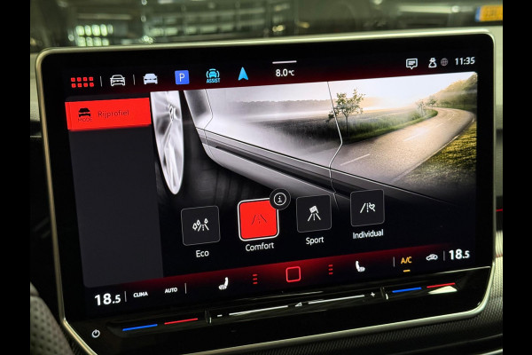 Volkswagen Golf 2.0 TSI GTI 8.5 Facelift | HUD | Harman/Kardon | Camera | Pano Volkswagen Golf 2.0 TSI GTI 8.5 Facelift | HUD | Harman/Kardon | Camera | Pano