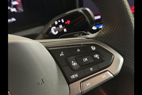 Volkswagen Tiguan 1.5 eTSI R-Line Edition |Pano |Keyless | 360 Camera | Massage | Sfeerverlichting Volkswagen Tiguan 1.5 eTSI R-Line Edition |Pano |Keyless | 360 Camera | Massage | Sfeerverlichting