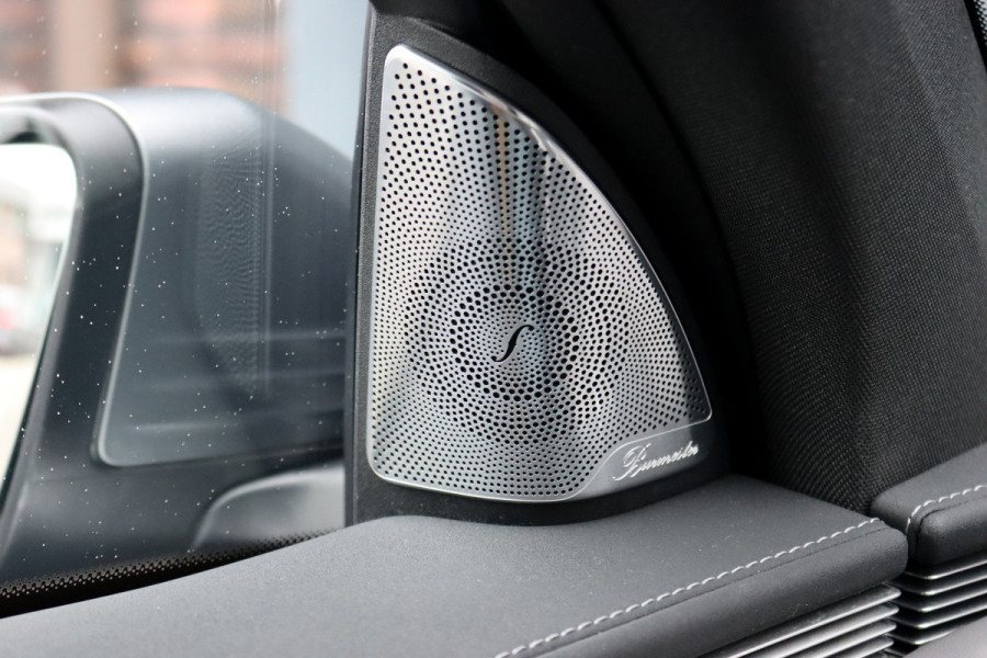 Mercedes-Benz EQC 400 4MATIC AMG Line Premium+ 80 kWh | 30.500,- | Distronic+ | Schuifdak | Memory | Burmester | Trekhaak | Multibeam LED | Leder | Surround Camera | Keyless Go |