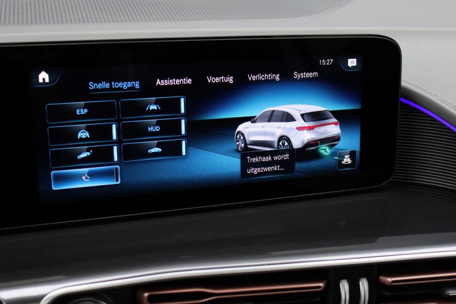 Mercedes-Benz EQC 400 4MATIC AMG Line Premium+ 80 kWh | 30.500,- | Distronic+ | Schuifdak | Memory | Burmester | Trekhaak | Multibeam LED | Leder | Surround Camera | Keyless Go |