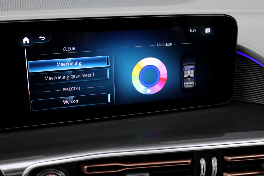 Mercedes-Benz EQC 400 4MATIC AMG Line Premium+ 80 kWh | 30.500,- | Distronic+ | Schuifdak | Memory | Burmester | Trekhaak | Multibeam LED | Leder | Surround Camera | Keyless Go |