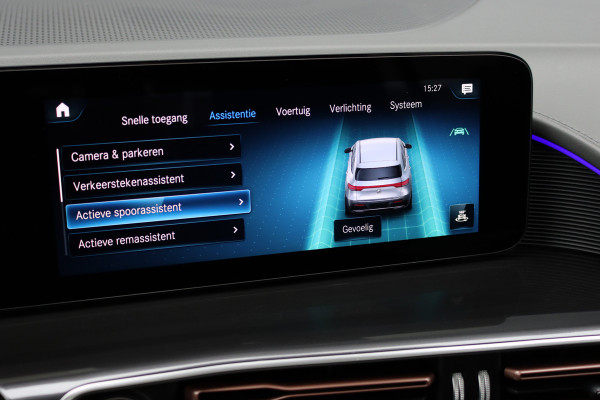 Mercedes-Benz EQC 400 4MATIC AMG Line Premium+ 80 kWh | 30.500,- | Distronic+ | Schuifdak | Memory | Burmester | Trekhaak | Multibeam LED | Leder | Surround Camera | Keyless Go |