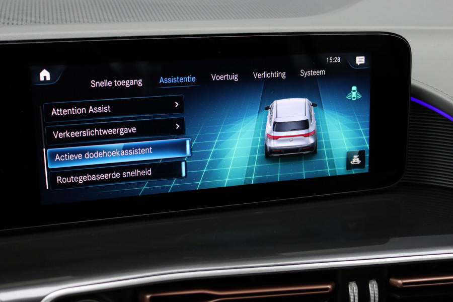 Mercedes-Benz EQC 400 4MATIC AMG Line Premium+ 80 kWh | 30.500,- | Distronic+ | Schuifdak | Memory | Burmester | Trekhaak | Multibeam LED | Leder | Surround Camera | Keyless Go |