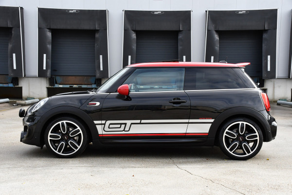 MINI Mini 2.0 Cooper S GT Limited Edition JCW Full Options, Adaptieve Cruise, PANO, H/K, HUD, Clima, Carplay, Stoelverwarming, LED, Uniek!
