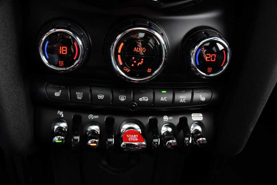 MINI Mini 2.0 Cooper S GT Limited Edition JCW Full Options, Adaptieve Cruise, PANO, H/K, HUD, Clima, Carplay, Stoelverwarming, LED, Uniek!