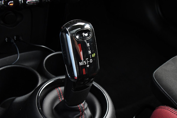 MINI Mini 2.0 Cooper S GT Limited Edition JCW Full Options, Adaptieve Cruise, PANO, H/K, HUD, Clima, Carplay, Stoelverwarming, LED, Uniek!