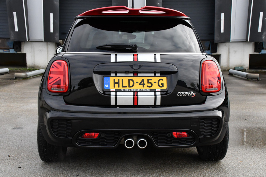 MINI Mini 2.0 Cooper S GT Limited Edition JCW Full Options, Adaptieve Cruise, PANO, H/K, HUD, Clima, Carplay, Stoelverwarming, LED, Uniek!