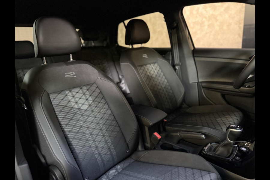Volkswagen T-Cross 1.5 TSI R-Line Edition Facelift | Keyless | Led | Camera | Stoelverwarming Volkswagen T-Cross 1.5 TSI R-Line Edition Facelift | Keyless | Led | Camera | Stoelverwarming