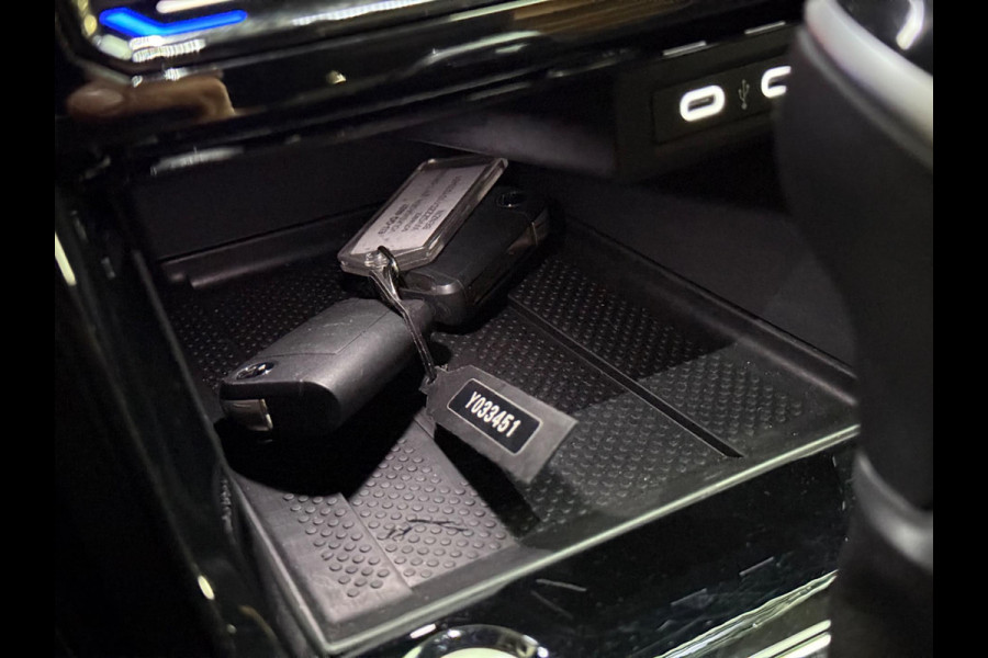 Volkswagen T-Cross 1.5 TSI R-Line Edition Facelift | Keyless | Led | Camera | Stoelverwarming Volkswagen T-Cross 1.5 TSI R-Line Edition Facelift | Keyless | Led | Camera | Stoelverwarming