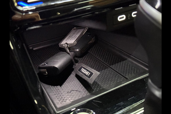 Volkswagen T-Cross 1.5 TSI R-Line Edition Facelift | Keyless | Led | Camera | Stoelverwarming Volkswagen T-Cross 1.5 TSI R-Line Edition Facelift | Keyless | Led | Camera | Stoelverwarming