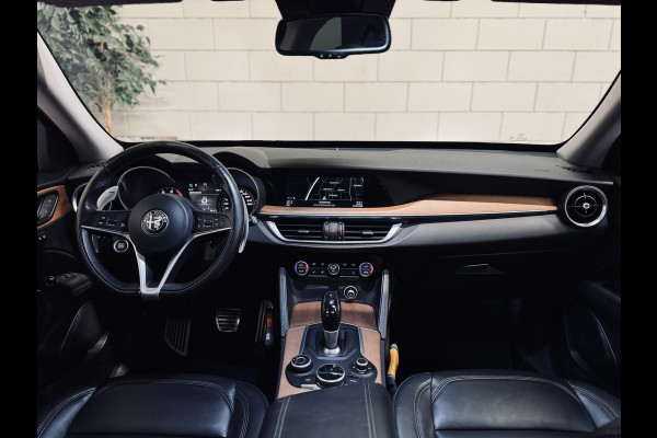 Alfa Romeo Stelvio 2.0 T 280PK AWD First Edition | Panorama | 1e Eig. | BTW