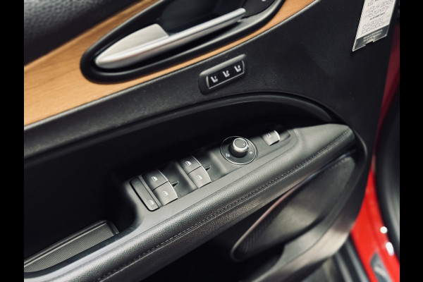 Alfa Romeo Stelvio 2.0 T 280PK AWD First Edition | Panorama | 1e Eig. | BTW