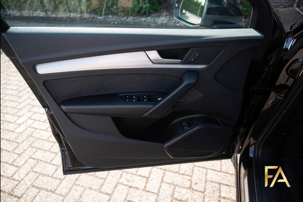 Audi Q5 50 TFSI e S Line 20Inch|LED|Trekhaak|Alcantara