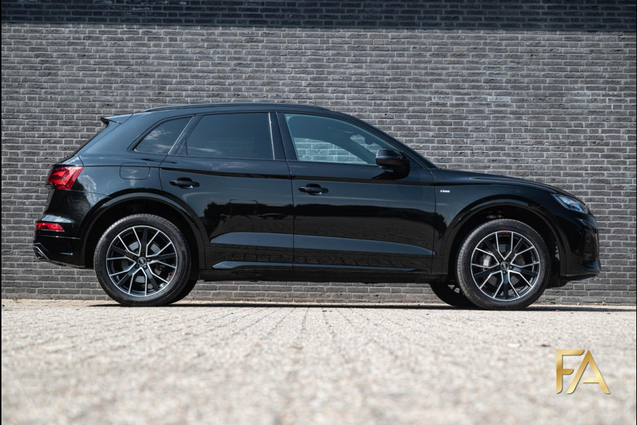 Audi Q5 50 TFSI e S Line 20Inch|LED|Trekhaak|Alcantara