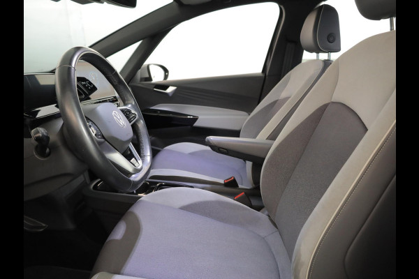 Volkswagen ID.3 First Plus 58 kWh 204pk|19'LM-velgen| Matrix LED| verwarmde voorstoelen| SOH 88%