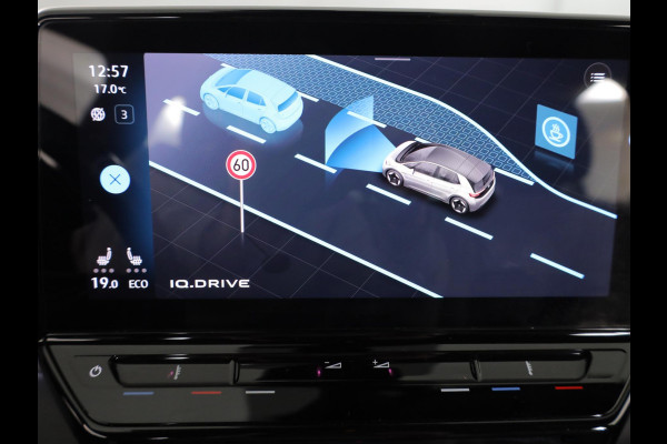 Volkswagen ID.3 First Plus 58 kWh 204pk|19'LM-velgen| Matrix LED| verwarmde voorstoelen| SOH 88%