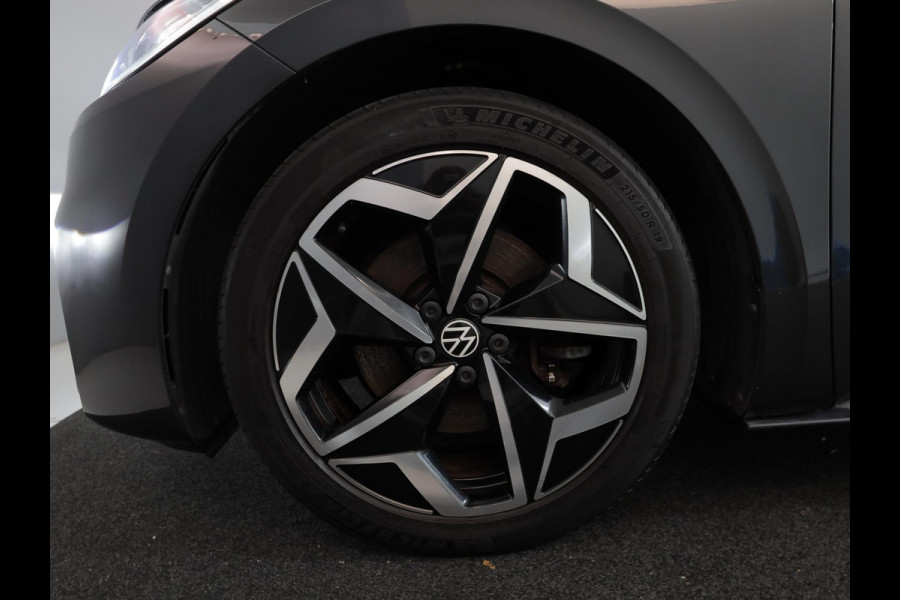 Volkswagen ID.3 First Plus 58 kWh 204pk|19'LM-velgen| Matrix LED| verwarmde voorstoelen| SOH 88%