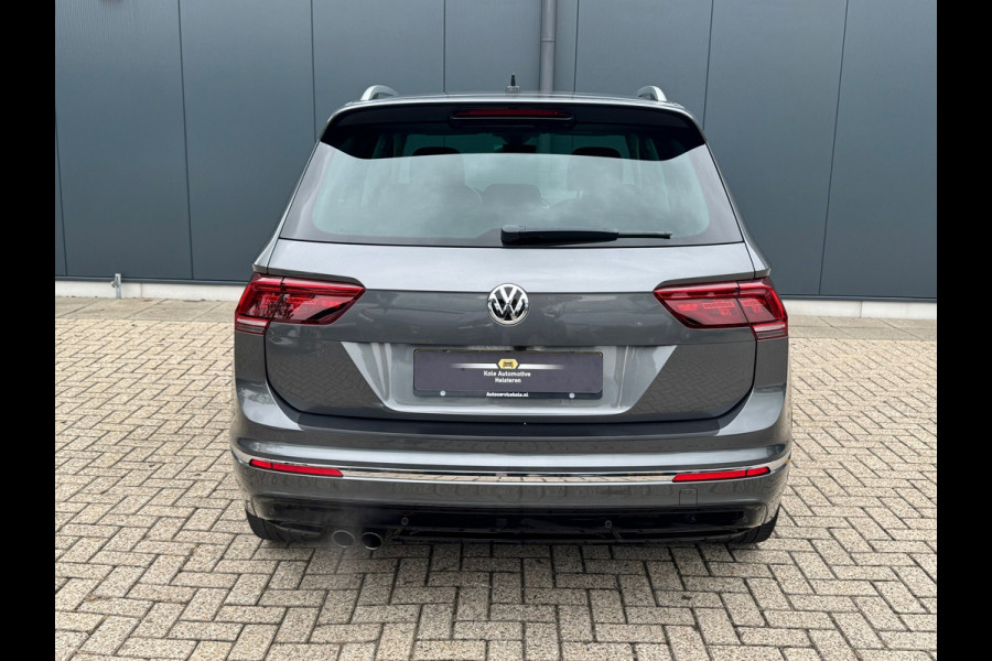 Volkswagen Tiguan 1.4 TSI Automaat R-Line * Led Plus * Camera * Stoelverwarming * Adaptieve Cruise Control *