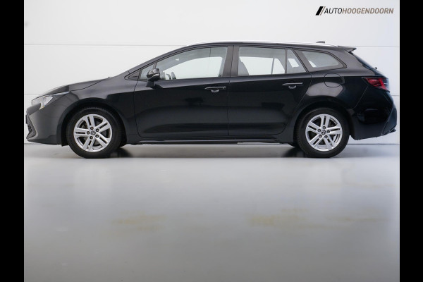 Toyota Corolla Touring Sports 1.8 Hybrid Active (APPLE CARPLAY,LED VERLICHTING,CAMERA,CLIMATE,CRUISE,LM-VELGEN,NIEUWE APK) Toyota Corolla Touring Sports 1.8 Hybrid Active (APPLE CARPLAY,LED VERLICHTING,CAMERA,CLIMATE,CRUISE,LM-VELGEN,NIEUWE APK)