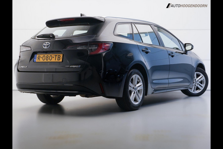 Toyota Corolla Touring Sports 1.8 Hybrid Active (APPLE CARPLAY,LED VERLICHTING,CAMERA,CLIMATE,CRUISE,LM-VELGEN,NIEUWE APK) Toyota Corolla Touring Sports 1.8 Hybrid Active (APPLE CARPLAY,LED VERLICHTING,CAMERA,CLIMATE,CRUISE,LM-VELGEN,NIEUWE APK)