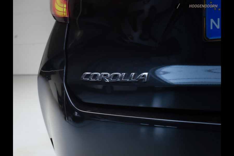 Toyota Corolla Touring Sports 1.8 Hybrid Active (APPLE CARPLAY,LED VERLICHTING,CAMERA,CLIMATE,CRUISE,LM-VELGEN,NIEUWE APK) Toyota Corolla Touring Sports 1.8 Hybrid Active (APPLE CARPLAY,LED VERLICHTING,CAMERA,CLIMATE,CRUISE,LM-VELGEN,NIEUWE APK)