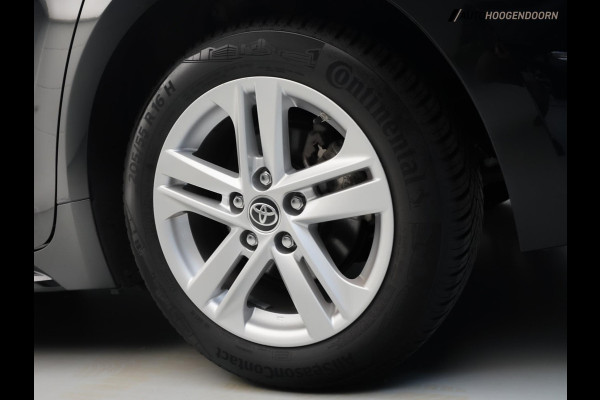 Toyota Corolla Touring Sports 1.8 Hybrid Active (APPLE CARPLAY,LED VERLICHTING,CAMERA,CLIMATE,CRUISE,LM-VELGEN,NIEUWE APK) Toyota Corolla Touring Sports 1.8 Hybrid Active (APPLE CARPLAY,LED VERLICHTING,CAMERA,CLIMATE,CRUISE,LM-VELGEN,NIEUWE APK)