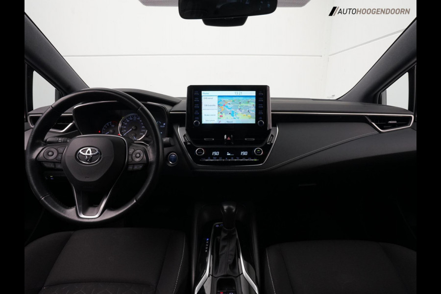 Toyota Corolla Touring Sports 1.8 Hybrid Active (APPLE CARPLAY,LED VERLICHTING,CAMERA,CLIMATE,CRUISE,LM-VELGEN,NIEUWE APK) Toyota Corolla Touring Sports 1.8 Hybrid Active (APPLE CARPLAY,LED VERLICHTING,CAMERA,CLIMATE,CRUISE,LM-VELGEN,NIEUWE APK)