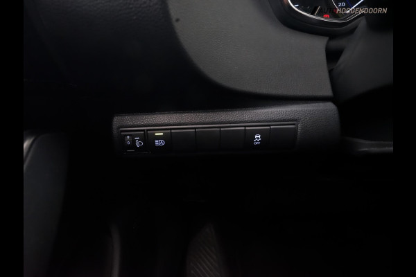 Toyota Corolla Touring Sports 1.8 Hybrid Active (APPLE CARPLAY,LED VERLICHTING,CAMERA,CLIMATE,CRUISE,LM-VELGEN,NIEUWE APK) Toyota Corolla Touring Sports 1.8 Hybrid Active (APPLE CARPLAY,LED VERLICHTING,CAMERA,CLIMATE,CRUISE,LM-VELGEN,NIEUWE APK)