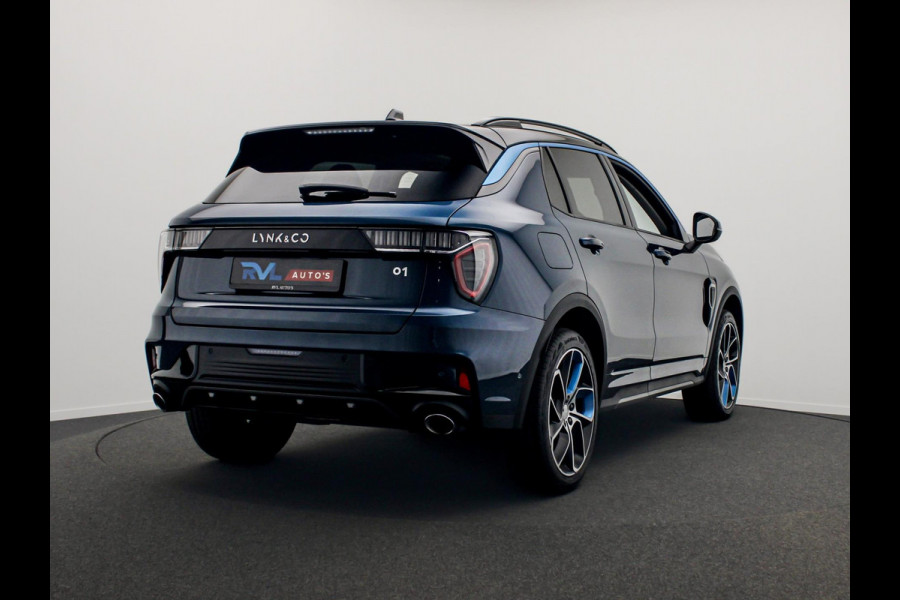 Lynk & Co 01 1.5 261PK Plug-in Hybrid * 360° Camera Pano/dak Apple/Carplay Adaptive/Cruise Lynk & Co 01 1.5 261PK Plug-in Hybrid * 360° Camera Pano/dak Apple/Carplay Adaptive/Cruise