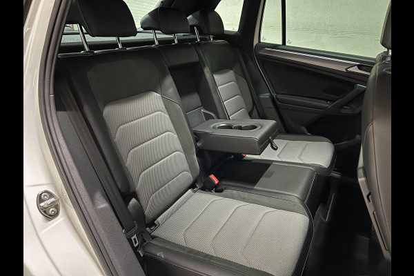 Volkswagen Tiguan 1.5 TSI R-Line Black Edition Pano Virtual Dynaudio 360° NAP