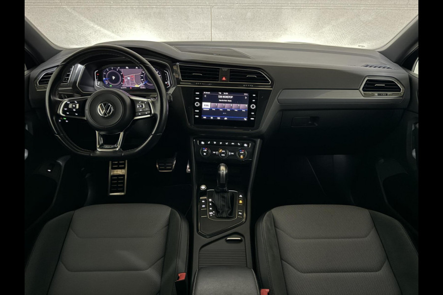 Volkswagen Tiguan 1.5 TSI R-Line Black Edition Pano Virtual Dynaudio 360° NAP