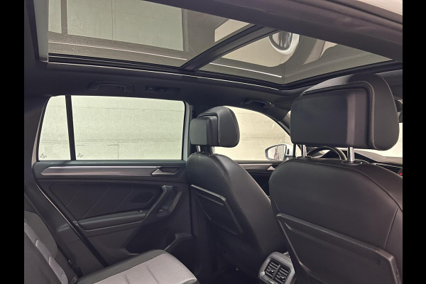 Volkswagen Tiguan 1.5 TSI R-Line Black Edition Pano Virtual Dynaudio 360° NAP