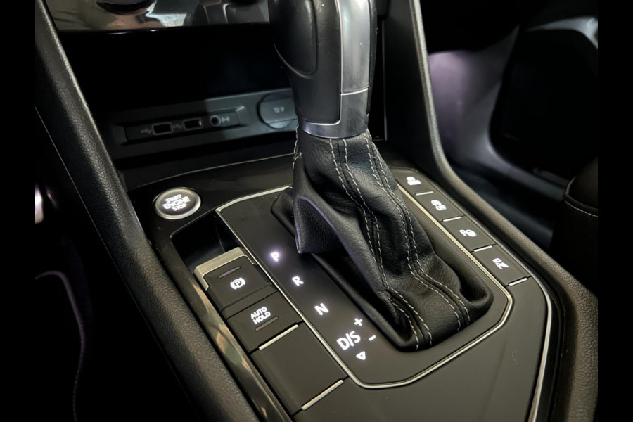 Volkswagen Tiguan 1.5 TSI R-Line Black Edition Pano Virtual Dynaudio 360° NAP