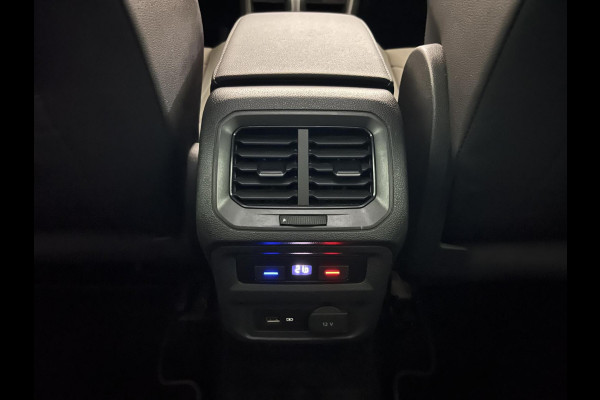 Volkswagen Tiguan 1.5 TSI R-Line Black Edition Pano Virtual Dynaudio 360° NAP