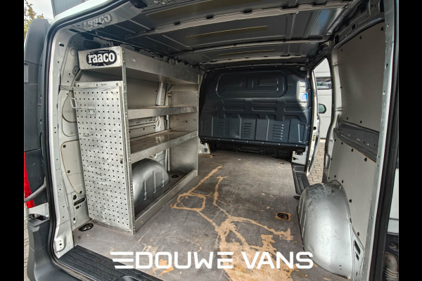 Mercedes-Benz Vito 110 L2 Zilver Airco Trekhaak Stoelverwarming Mercedes-Benz Vito 110 L2 Zilver Airco Trekhaak Stoelverwarming