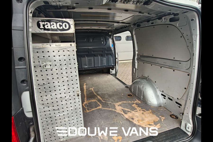 Mercedes-Benz Vito 110 L2 Zilver Airco Trekhaak Stoelverwarming Mercedes-Benz Vito 110 L2 Zilver Airco Trekhaak Stoelverwarming
