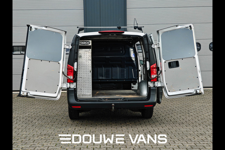 Mercedes-Benz Vito 110 L2 Zilver Airco Trekhaak Stoelverwarming Mercedes-Benz Vito 110 L2 Zilver Airco Trekhaak Stoelverwarming
