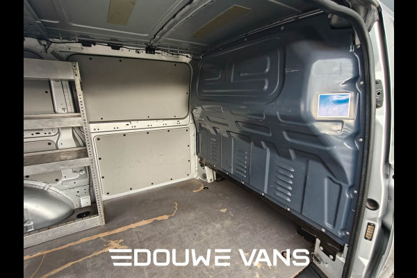 Mercedes-Benz Vito 110 L2 Zilver Airco Trekhaak Stoelverwarming Mercedes-Benz Vito 110 L2 Zilver Airco Trekhaak Stoelverwarming