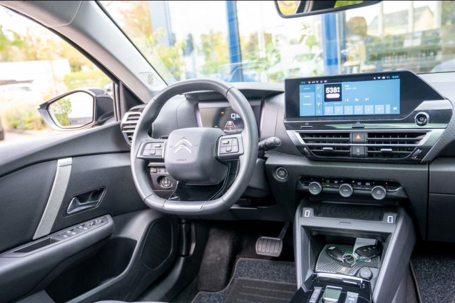 Citroën C4 X 1.2 Puretech Max|Prijs rijklaar incl. 12 mnd garantie| Carplay Schuif/kanteldak Head-up display Camera PDC LMV NAV Citroën C4 X 1.2 Puretech Max|Prijs rijklaar incl. 12 mnd garantie| Carplay Schuif/kanteldak Head-up display Camera PDC LMV NAV