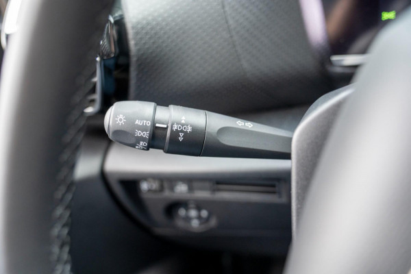 Citroën C4 X 1.2 Puretech Max|Prijs rijklaar incl. 12 mnd garantie| Carplay Schuif/kanteldak Head-up display Camera PDC LMV NAV Citroën C4 X 1.2 Puretech Max|Prijs rijklaar incl. 12 mnd garantie| Carplay Schuif/kanteldak Head-up display Camera PDC LMV NAV