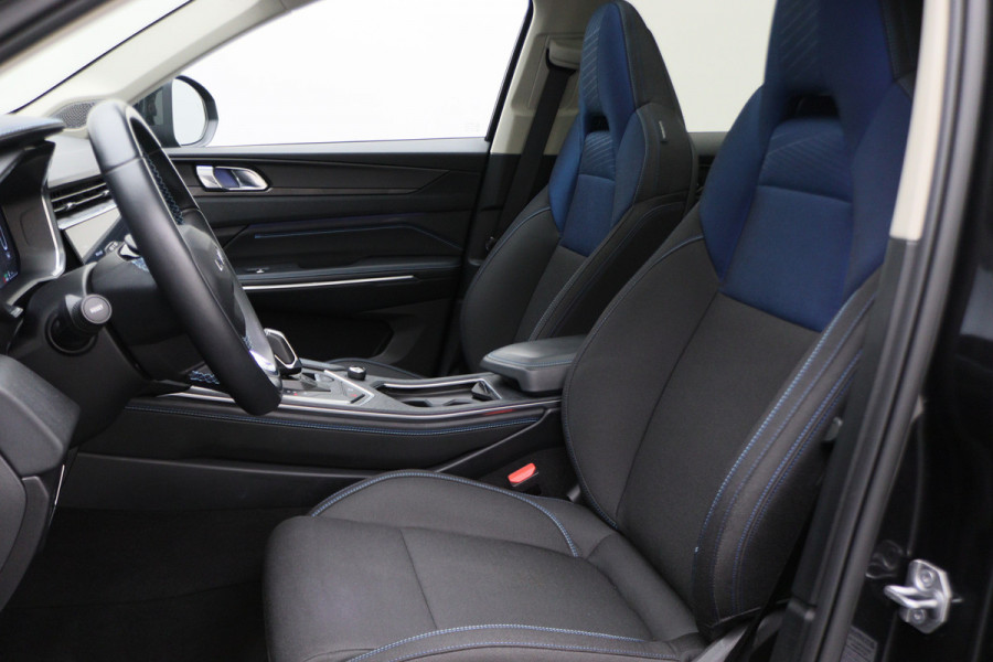 Lynk & Co 01 1.5 Plug-in Hybrid Automaat Panoramadak, ACC, Keyless, Navigatie, PDC, LED, 20'' Lynk & Co 01 1.5 Plug-in Hybrid Automaat Panoramadak, ACC, Keyless, Navigatie, PDC, LED, 20''