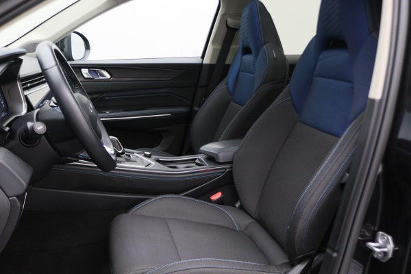 Lynk & Co 01 1.5 Plug-in Hybrid Automaat Panoramadak, ACC, Keyless, Navigatie, PDC, LED, 20'' Lynk & Co 01 1.5 Plug-in Hybrid Automaat Panoramadak, ACC, Keyless, Navigatie, PDC, LED, 20''