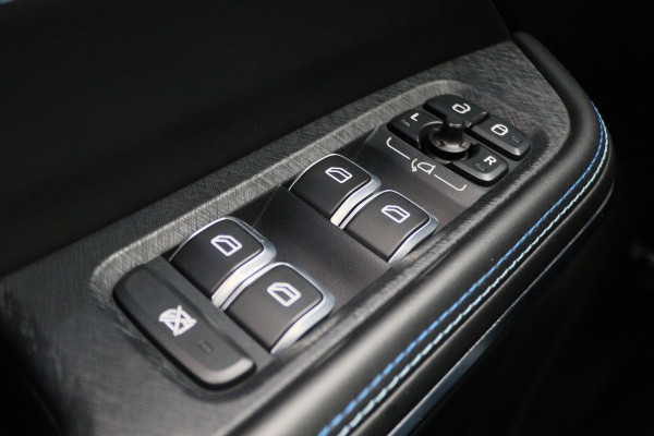 Lynk & Co 01 1.5 Plug-in Hybrid Automaat Panoramadak, ACC, Keyless, Navigatie, PDC, LED, 20'' Lynk & Co 01 1.5 Plug-in Hybrid Automaat Panoramadak, ACC, Keyless, Navigatie, PDC, LED, 20''