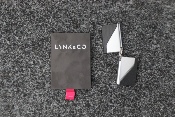 Lynk & Co 01 1.5 Plug-in Hybrid Automaat Panoramadak, ACC, Keyless, Navigatie, PDC, LED, 20'' Lynk & Co 01 1.5 Plug-in Hybrid Automaat Panoramadak, ACC, Keyless, Navigatie, PDC, LED, 20''